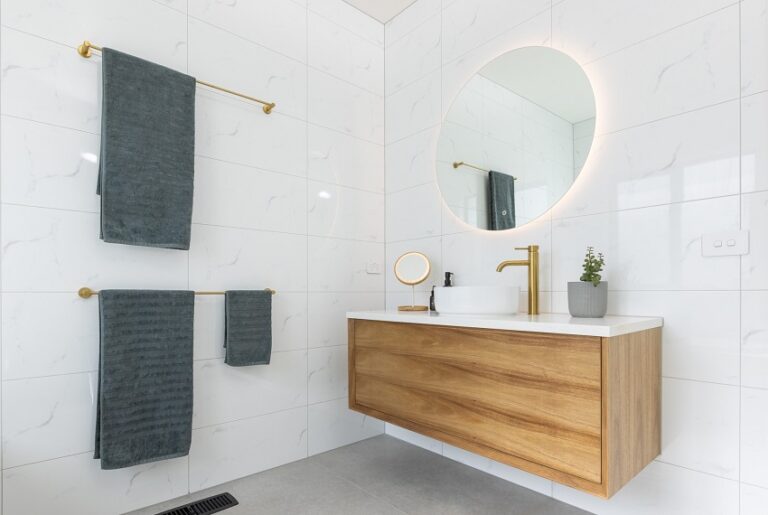 Top 6 Tips to Help You Kick Off Your Bathroom Renovation with Confidence